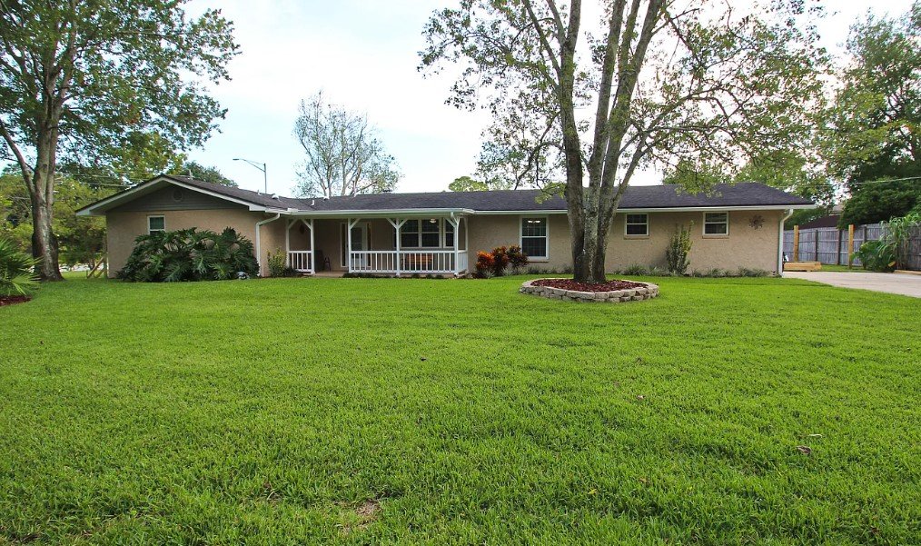 Jacksonville House: 13600 Otway Rd