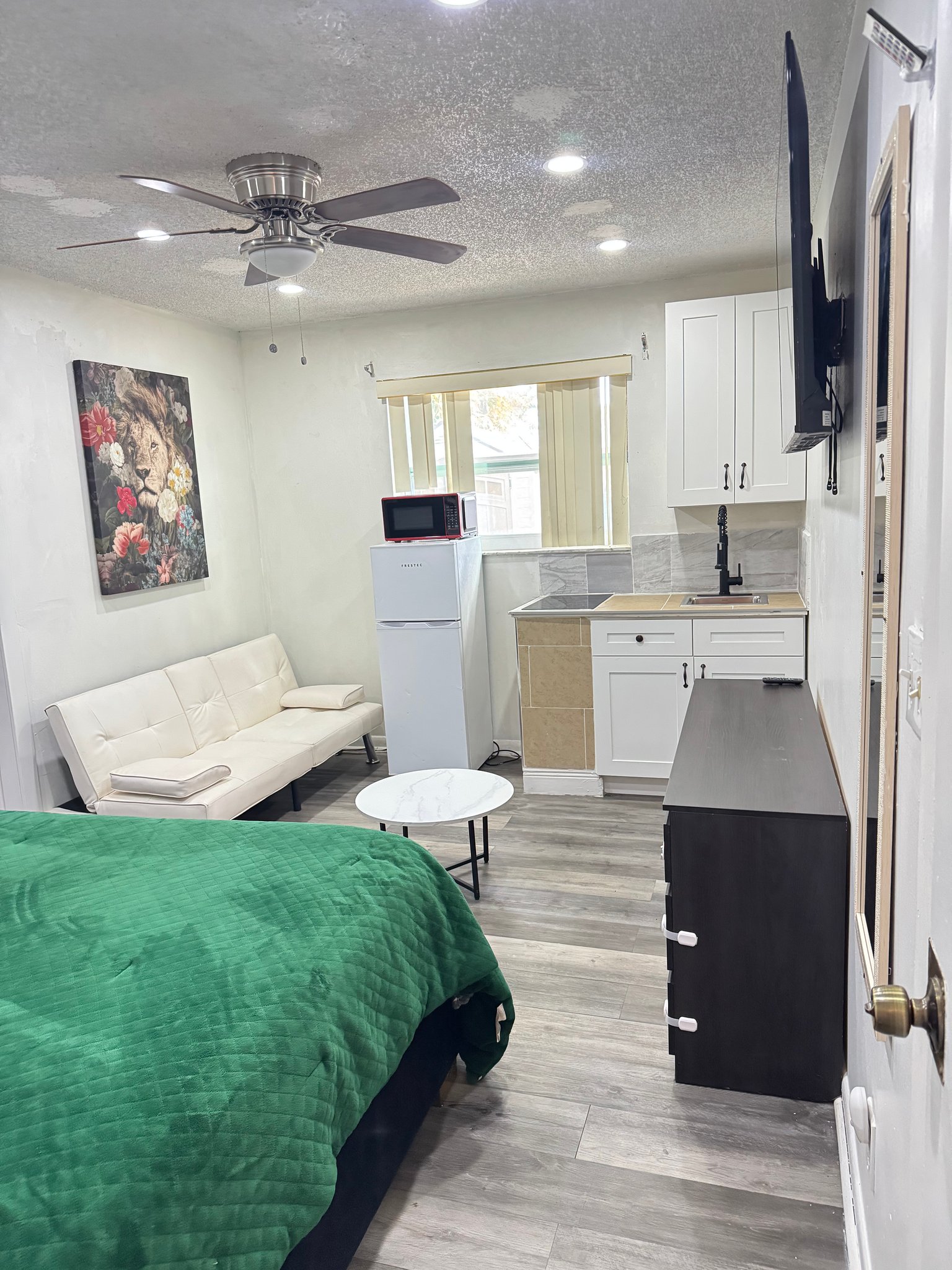 Lauderdale lakes Other: 3964 NW 39th Ave