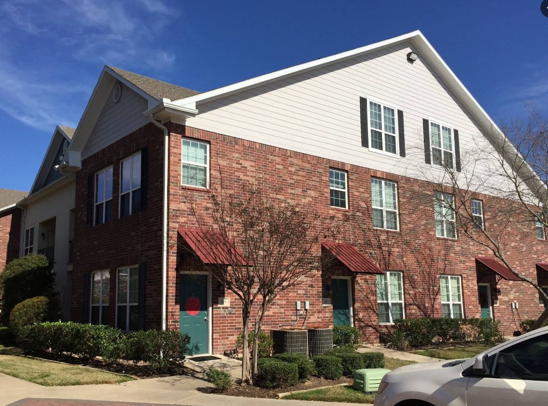 College Station Condo: 801 Luther St.
