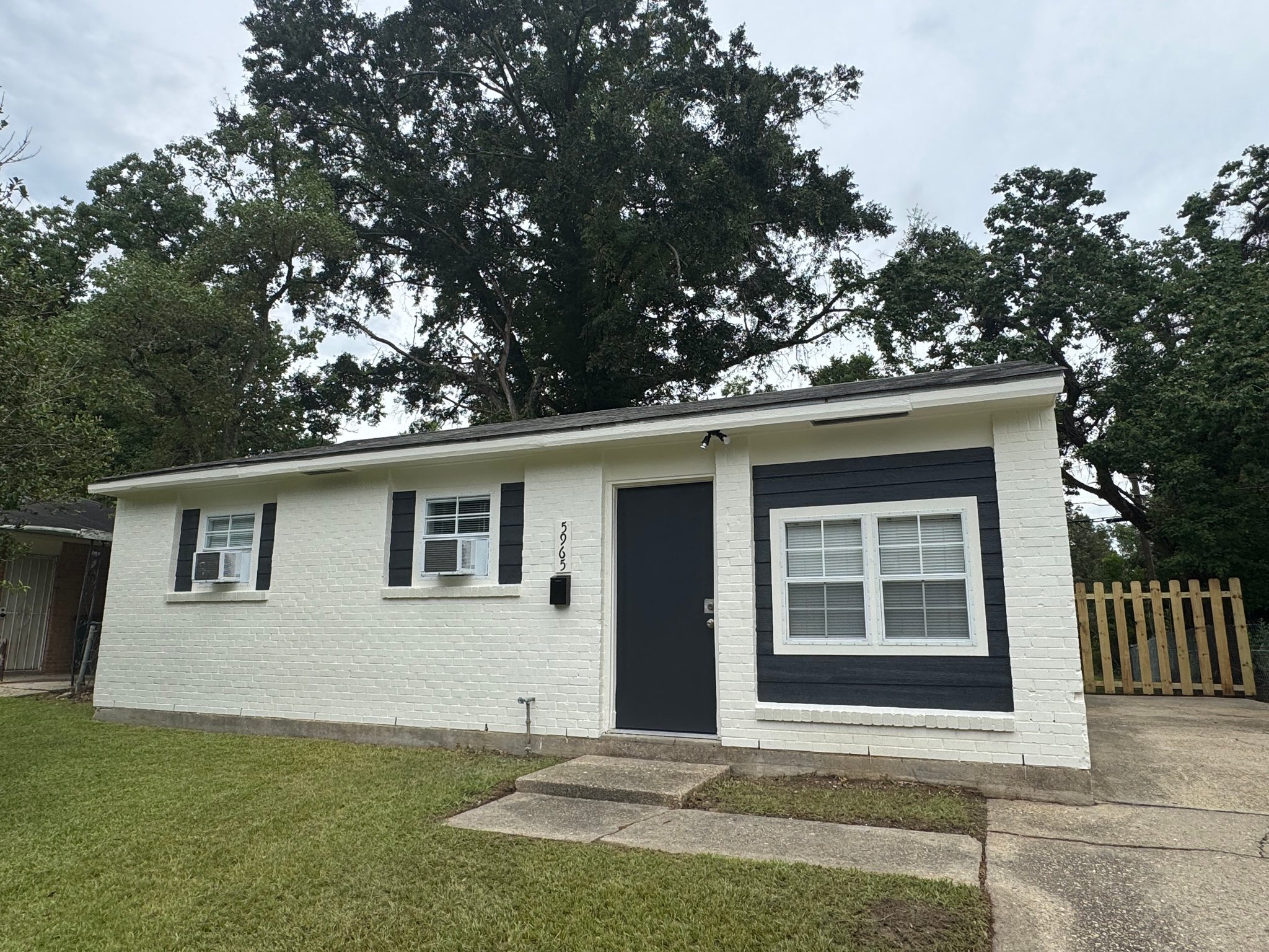 Baton Rouge House: 5965 Denova St