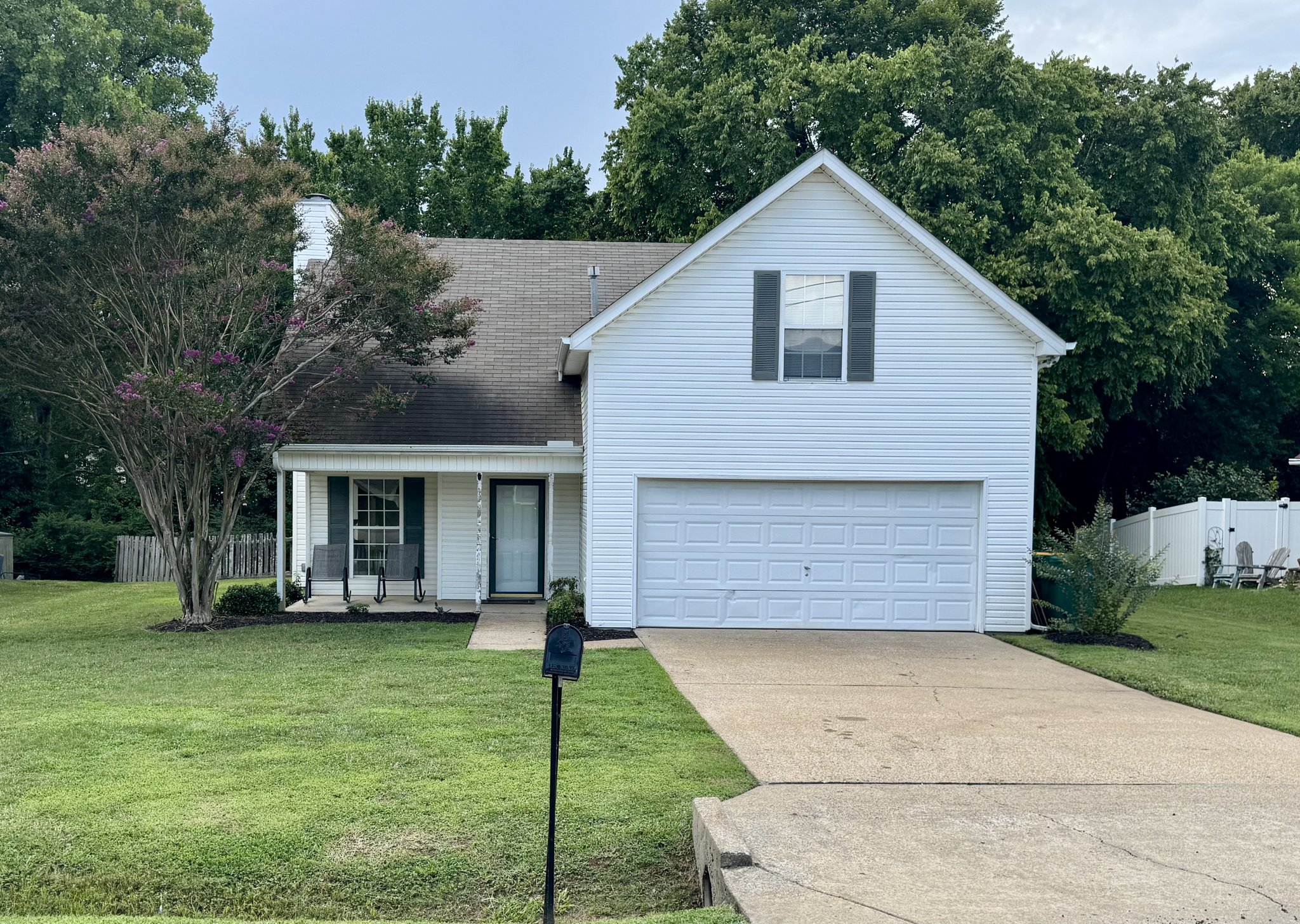 Spring Hill House: 2207 Joann Dr