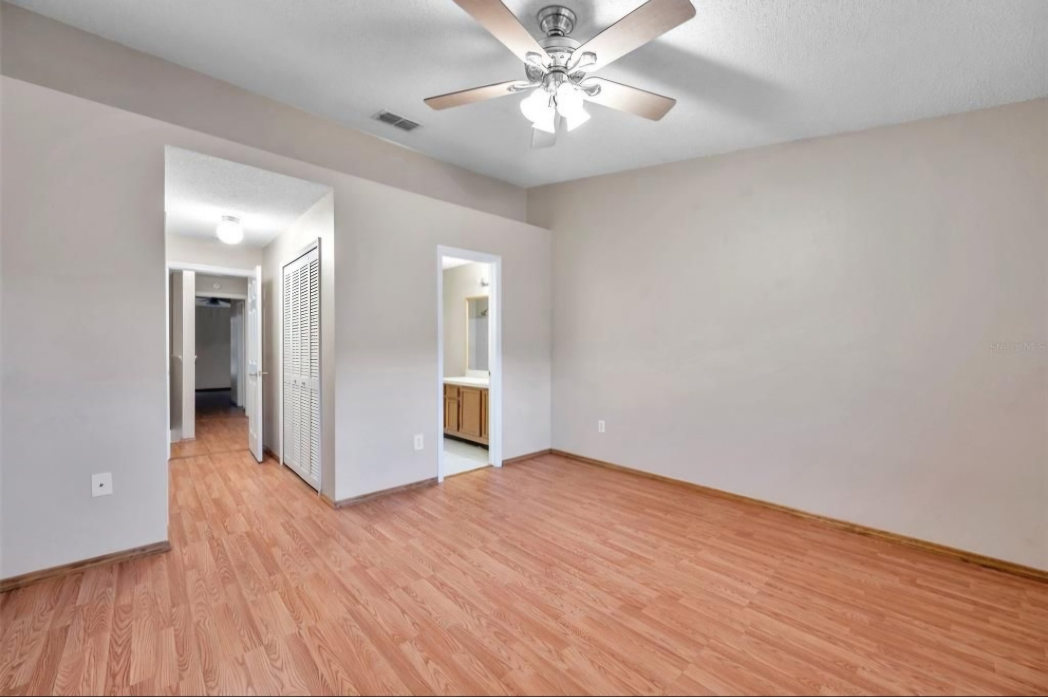 Tampa Townhome: 2124 Fletchers Point Cir