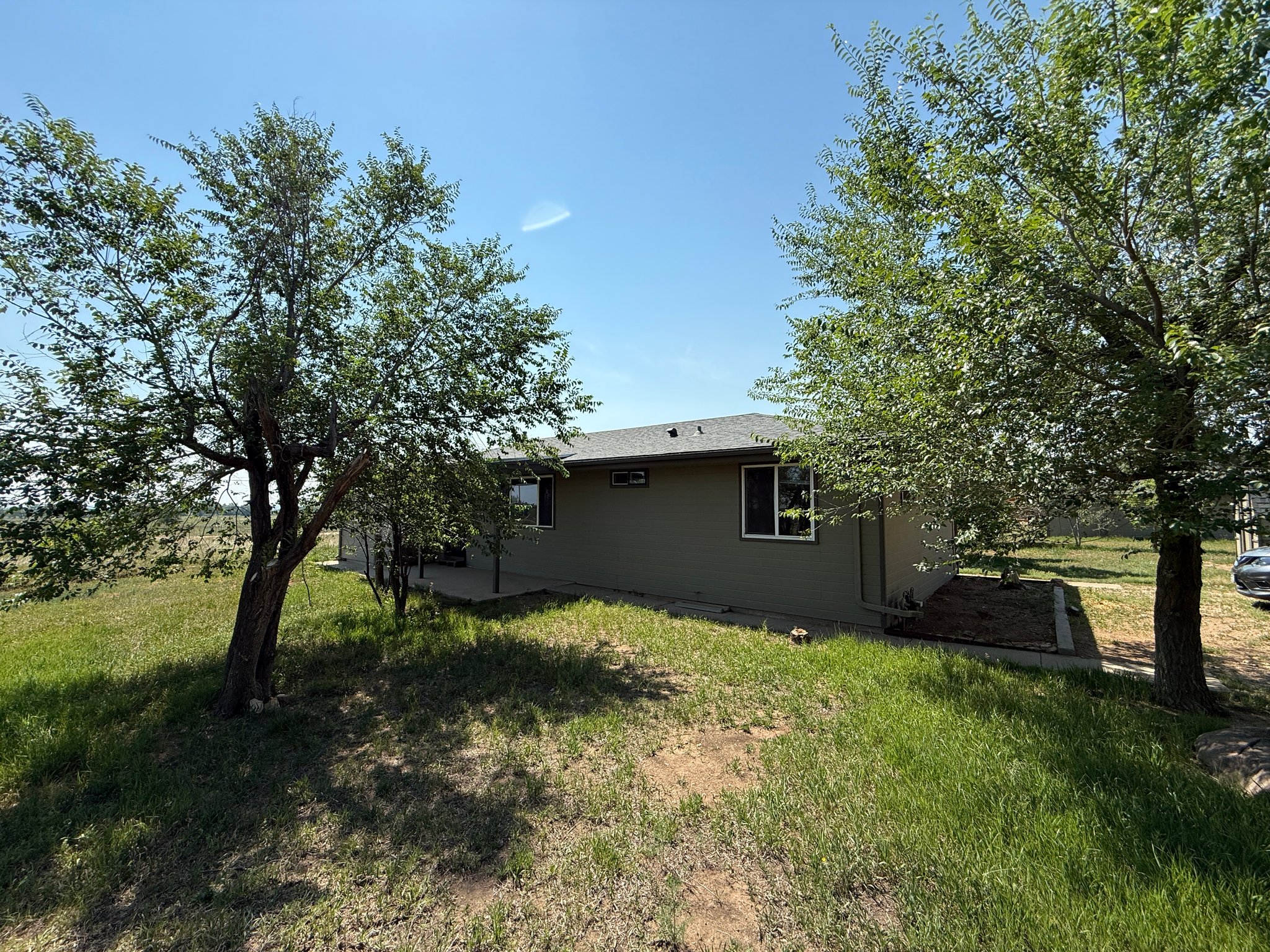 Boulder House: 2592 Yarmouth Ave