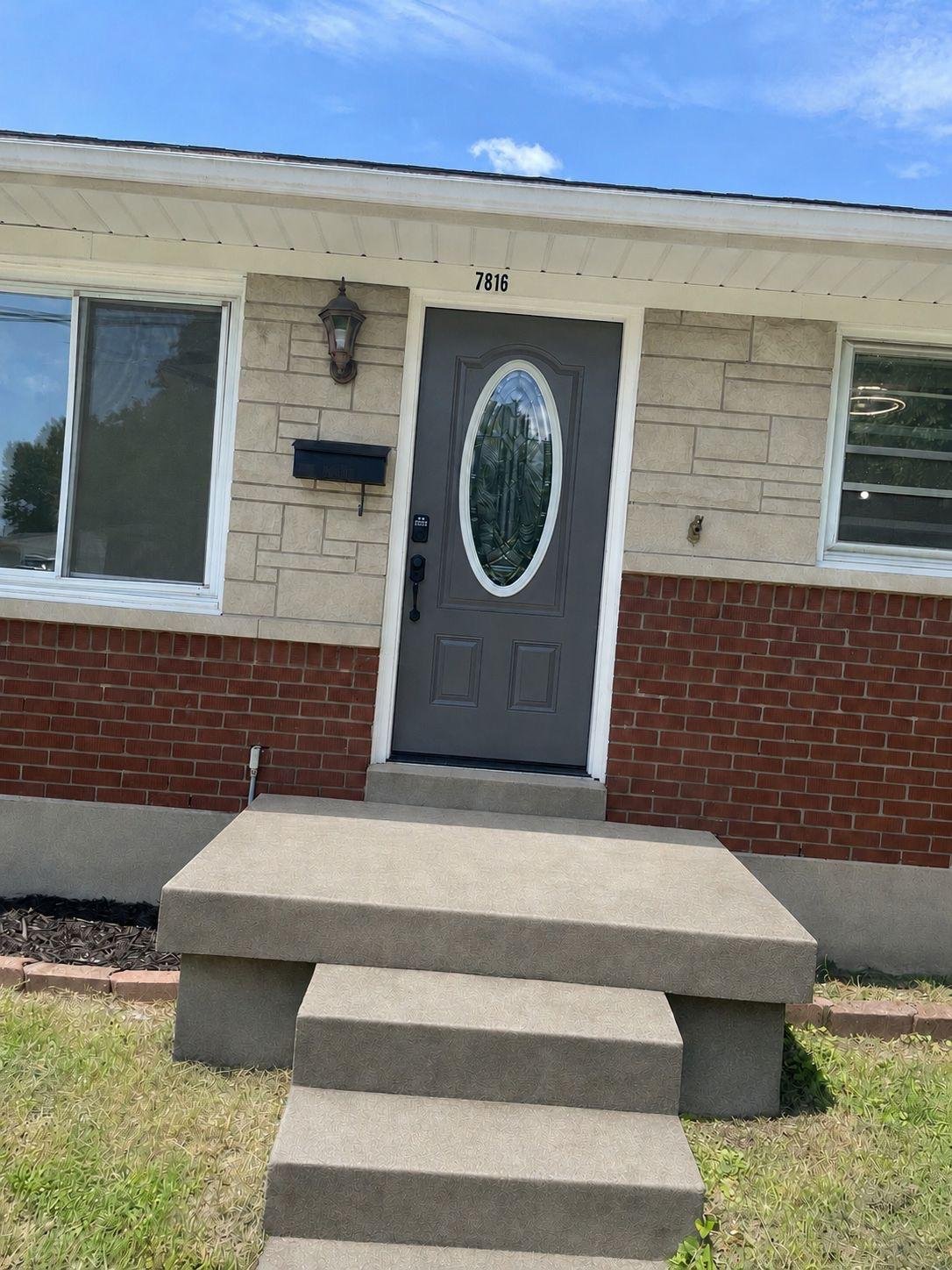 Louisville Multiplex: 7816 Joyce Dr