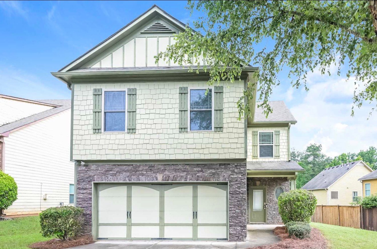 Loganville Townhome: 421 Sweet Ashley Way