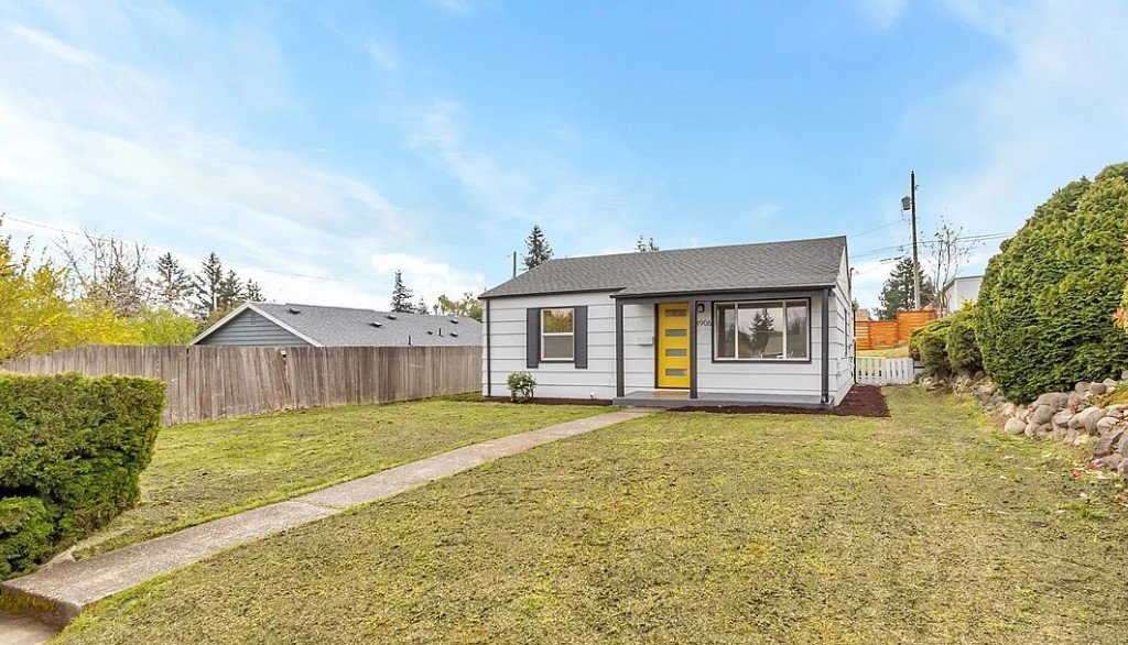 Tacoma House: 4906 N 30th St
