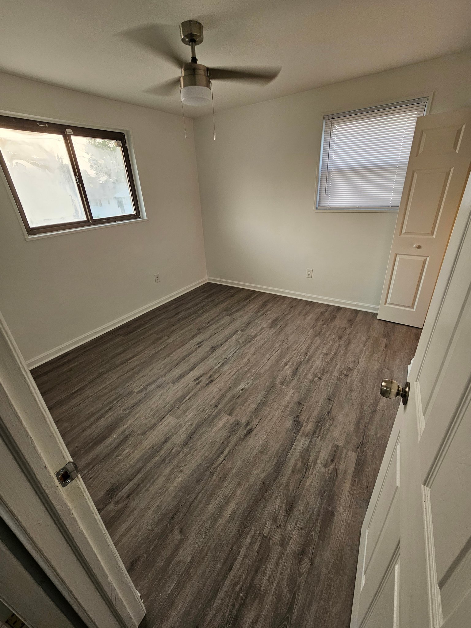 District Heights Single Room: 2312 Wintergreen Avenue