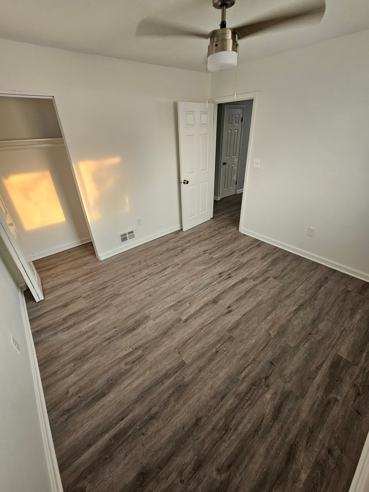 District Heights Single Room: 2312 Wintergreen Avenue