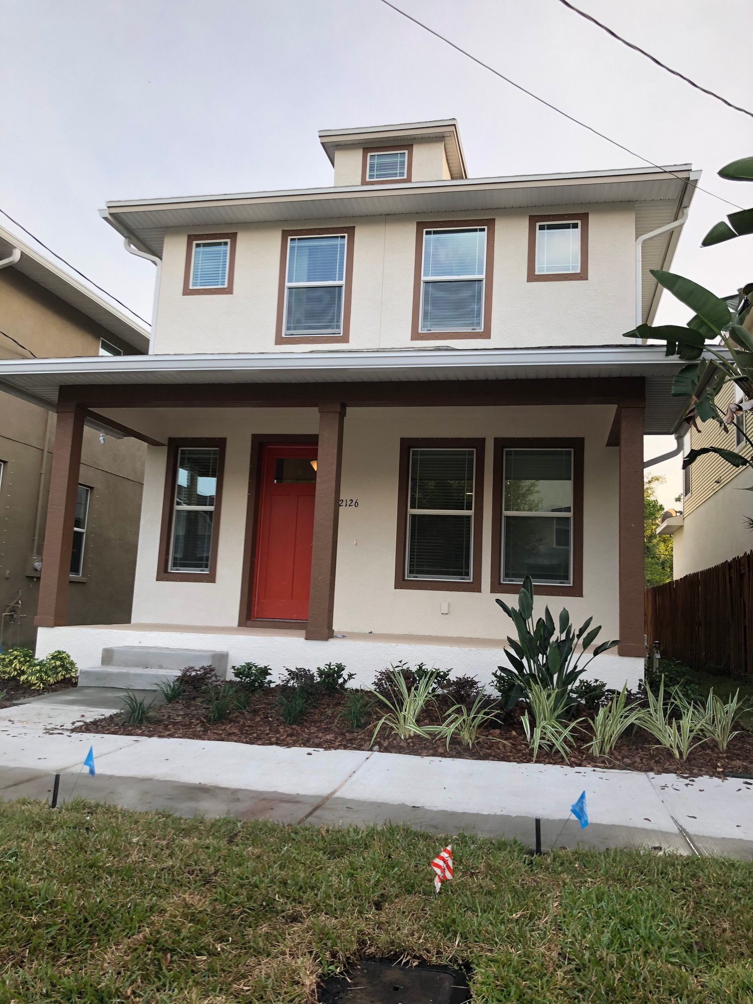 Tampa House: 2126 W Spruce St