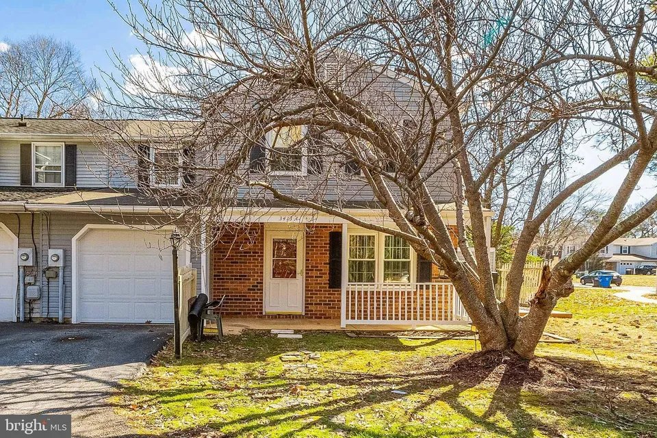 Waldorf Townhome: 3413 White Fir Ct