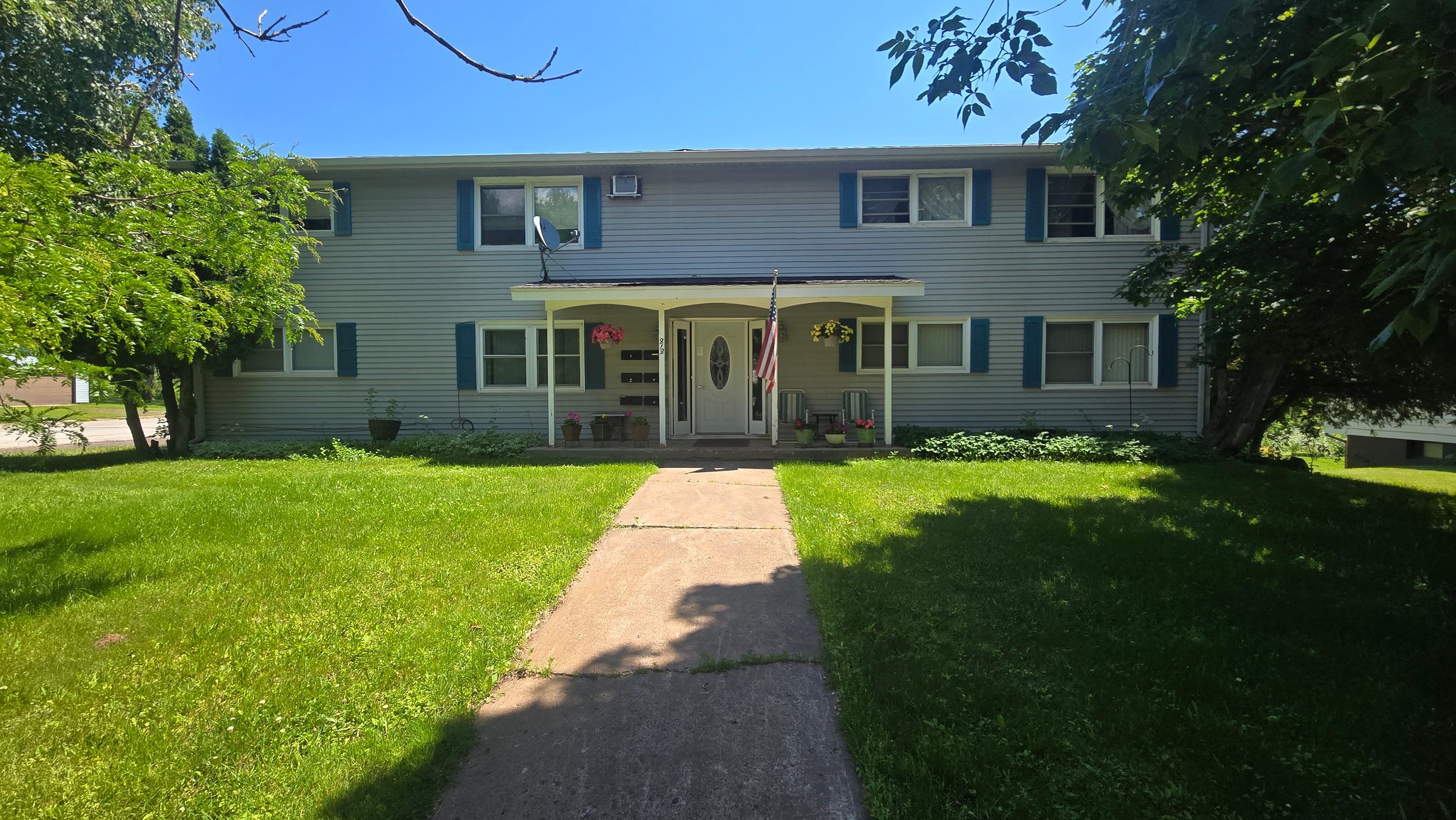 Proctor Apartment: 818 2nd Ave