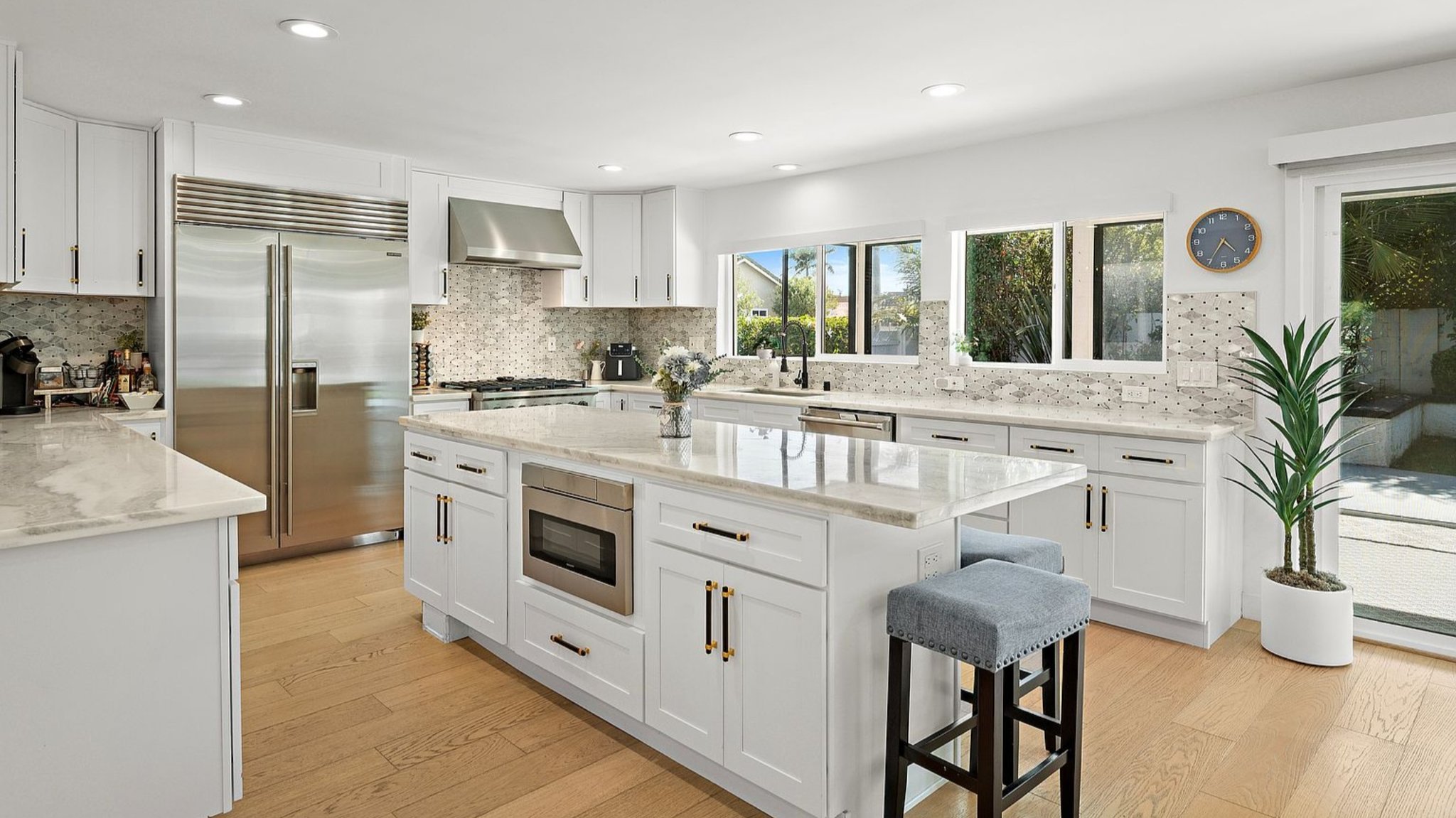Huntington Beach House: 22041 Jonesport Ln