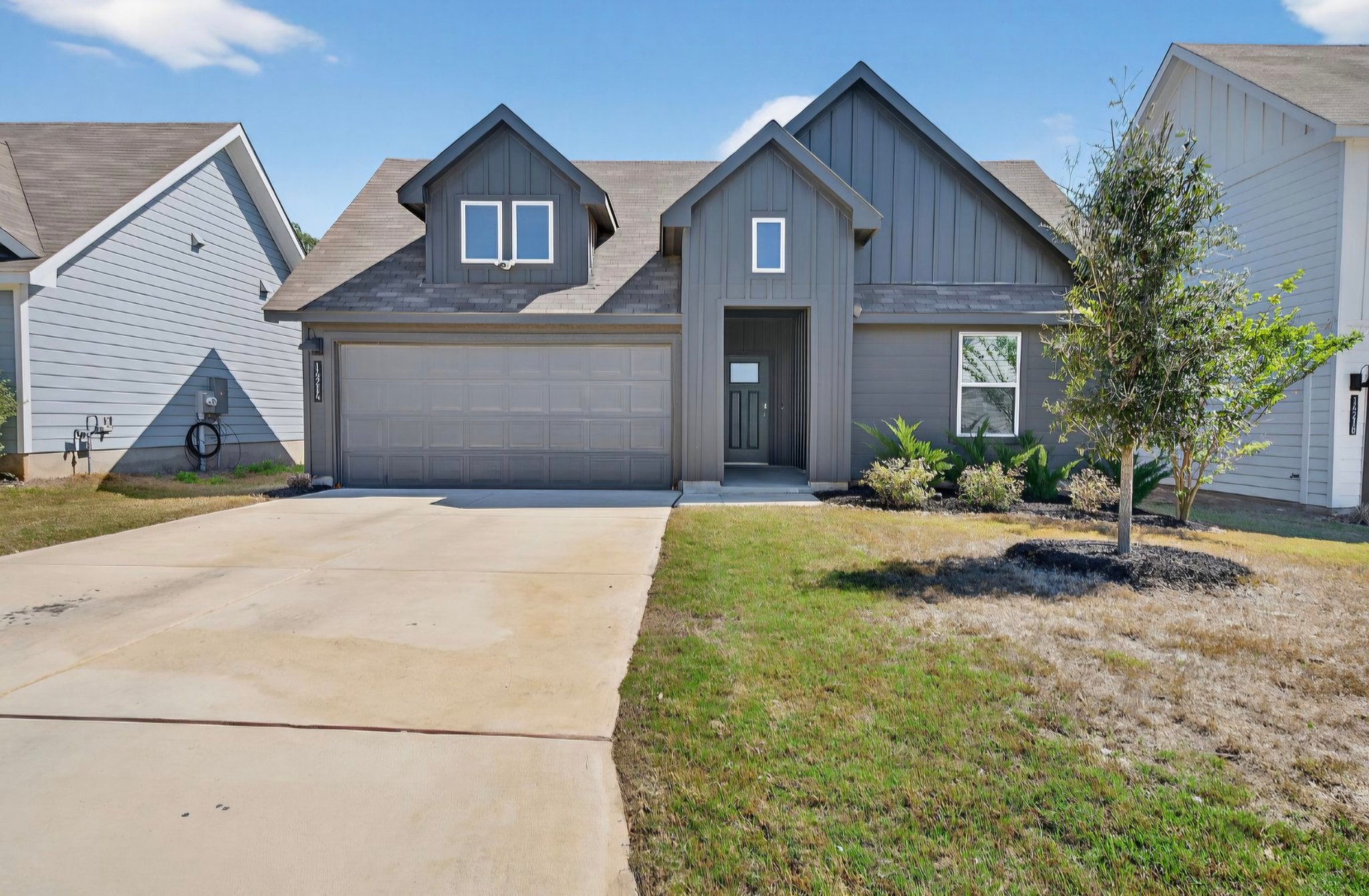 San Antonio House: 14214 Lavaca Spgs