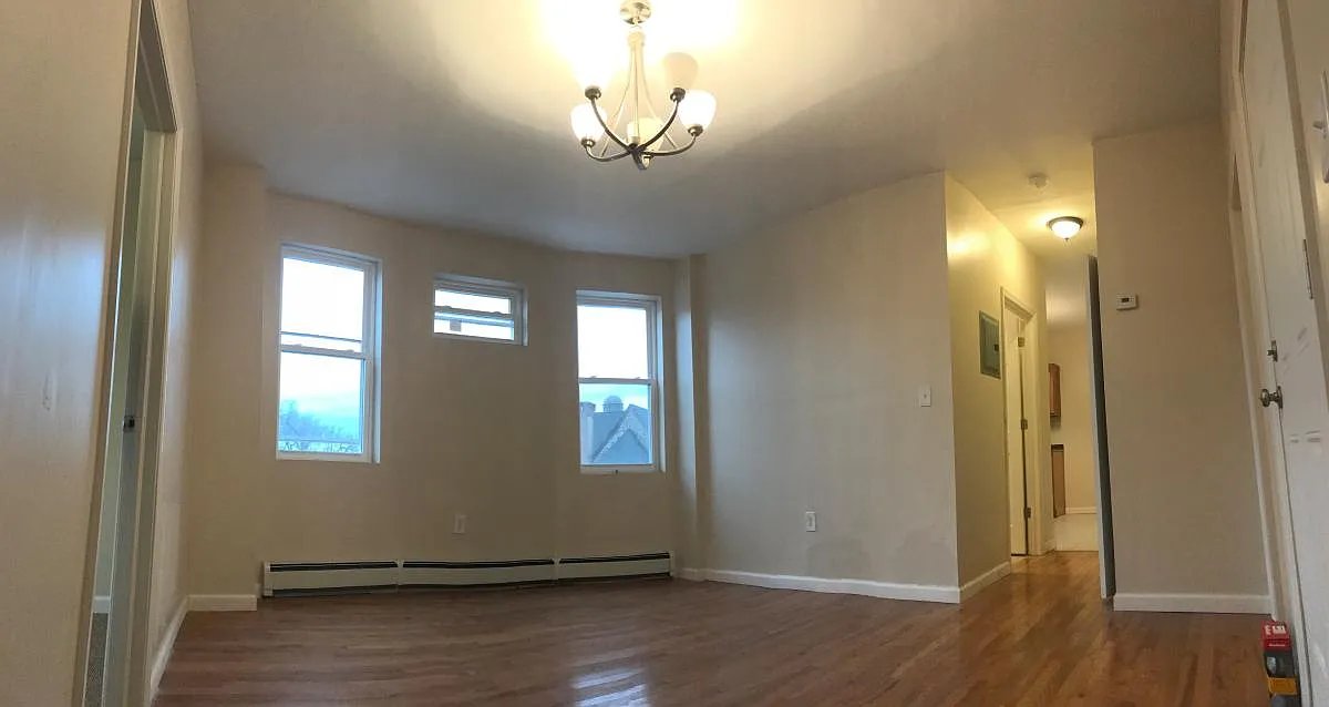 Newark Apartment: 28 Sherman Ave