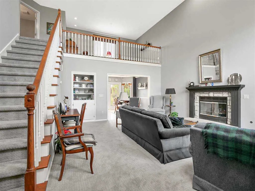 Fort Wayne House: 12523 Niblick Lndg