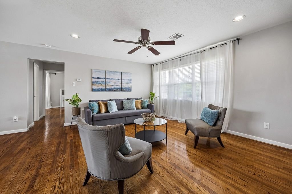 Houston Apartment: 3237 Rosedale St