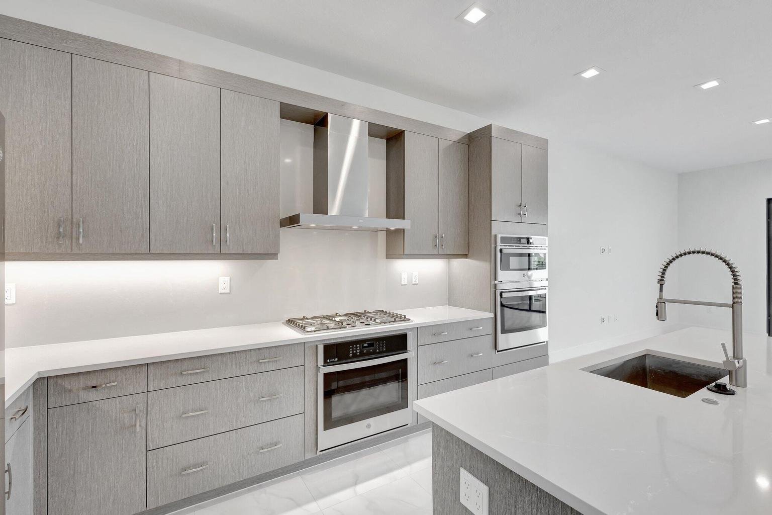 Palm Beach Gardens House: 13079 FEATHERING Way