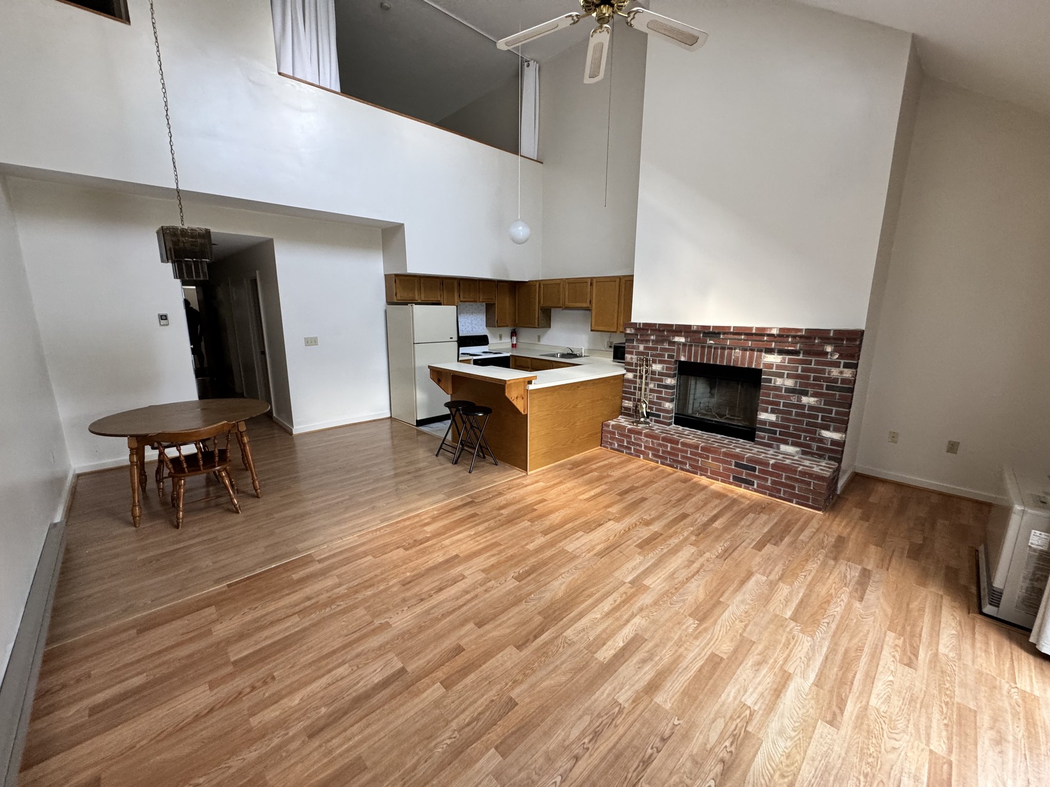 Plymouth Condo: 64 Davis Rd