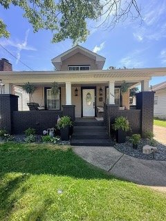 Evansville House: 1166 Vann Ave