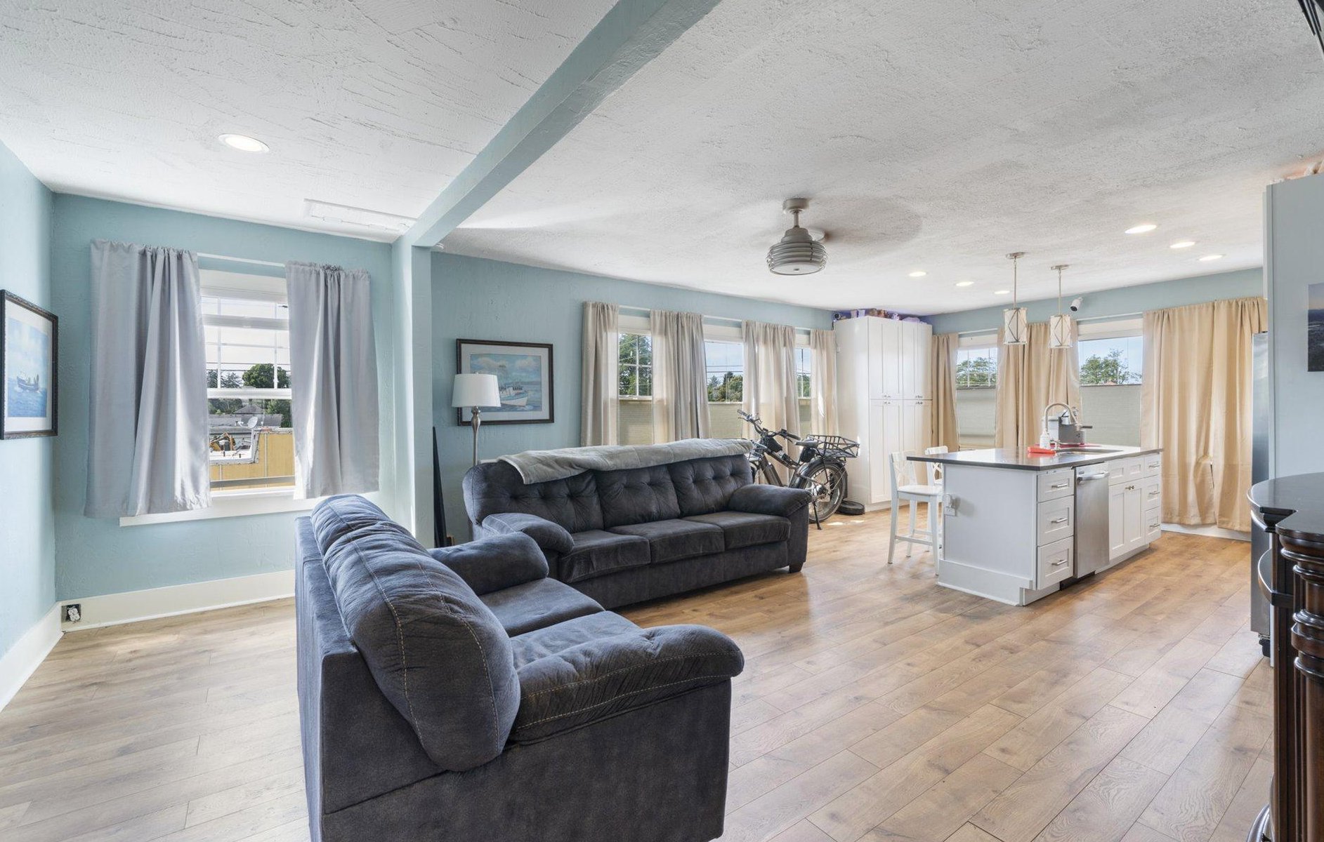 Warrenton Apartment: 60 S Main Ave