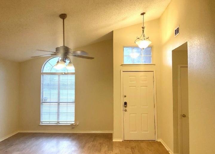 Desoto House: 529 Shennandoah Dr