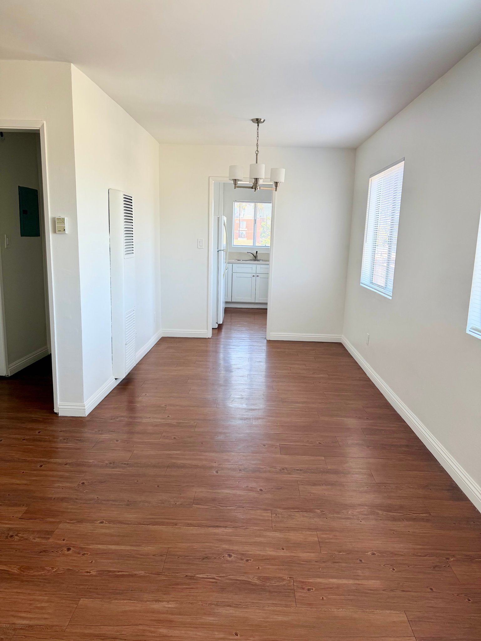 Los Angeles Apartment: 508 N. Kenmore
