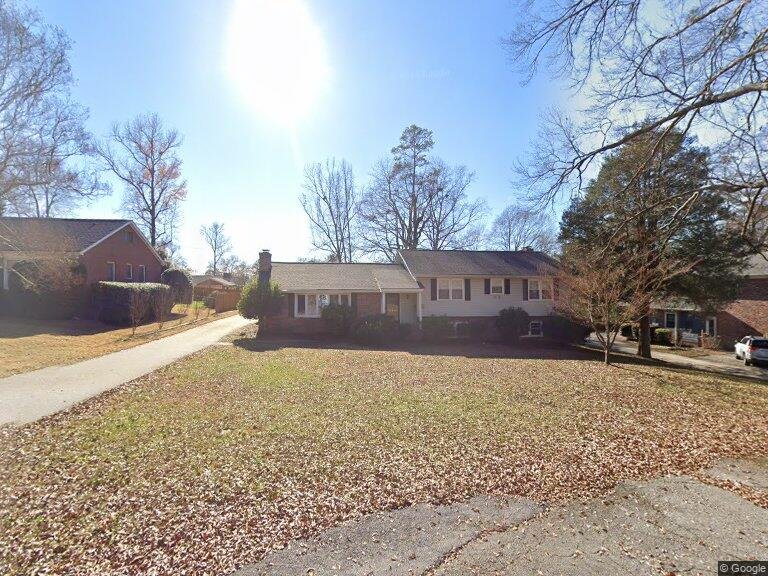 Spartanburg House: 224 Pineville Rd