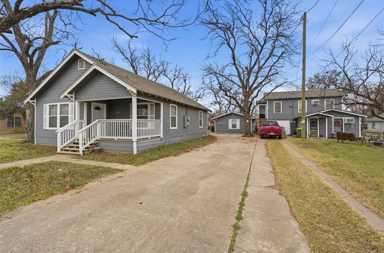 Bellmead House: 1013 La Clede St