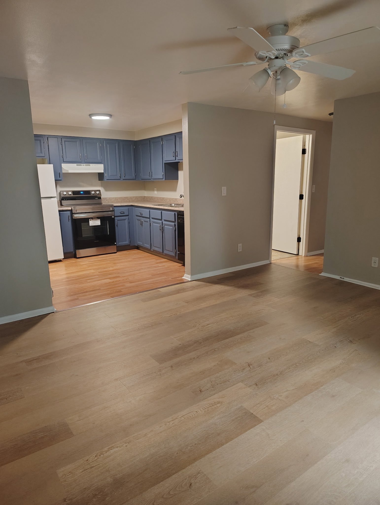 Syracuse Multiplex: 601 Park Ave #4