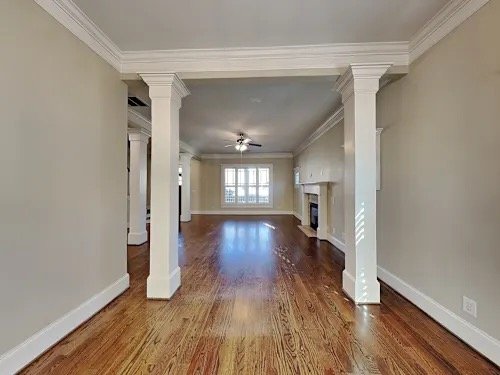 Lakeland House: 3950 Sunset Lake Dr