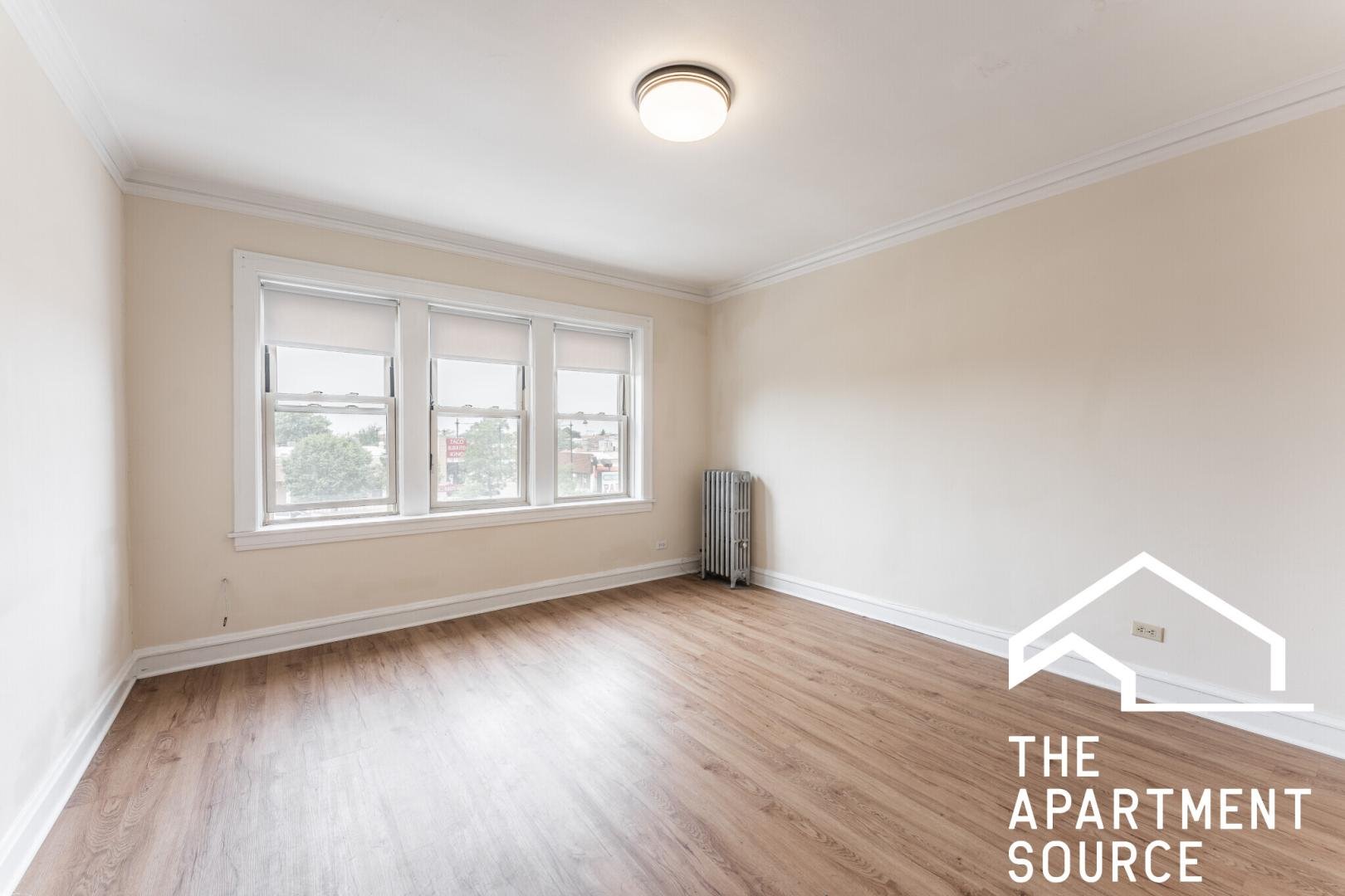 Chicago Apartment: 3151 North Long Avenue