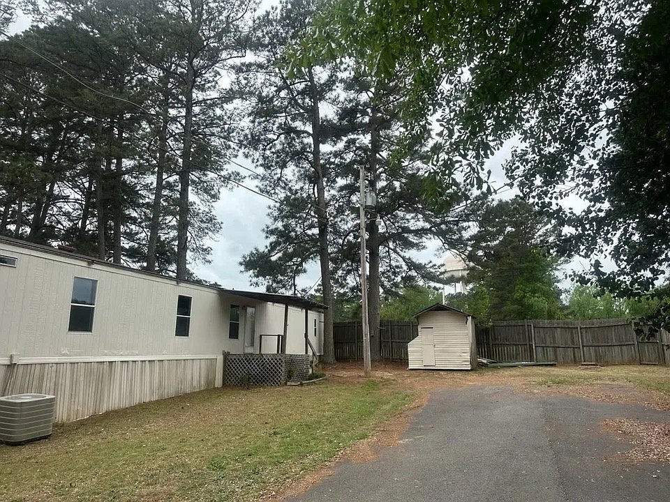 Sheridan House: 408 W Sunset Dr