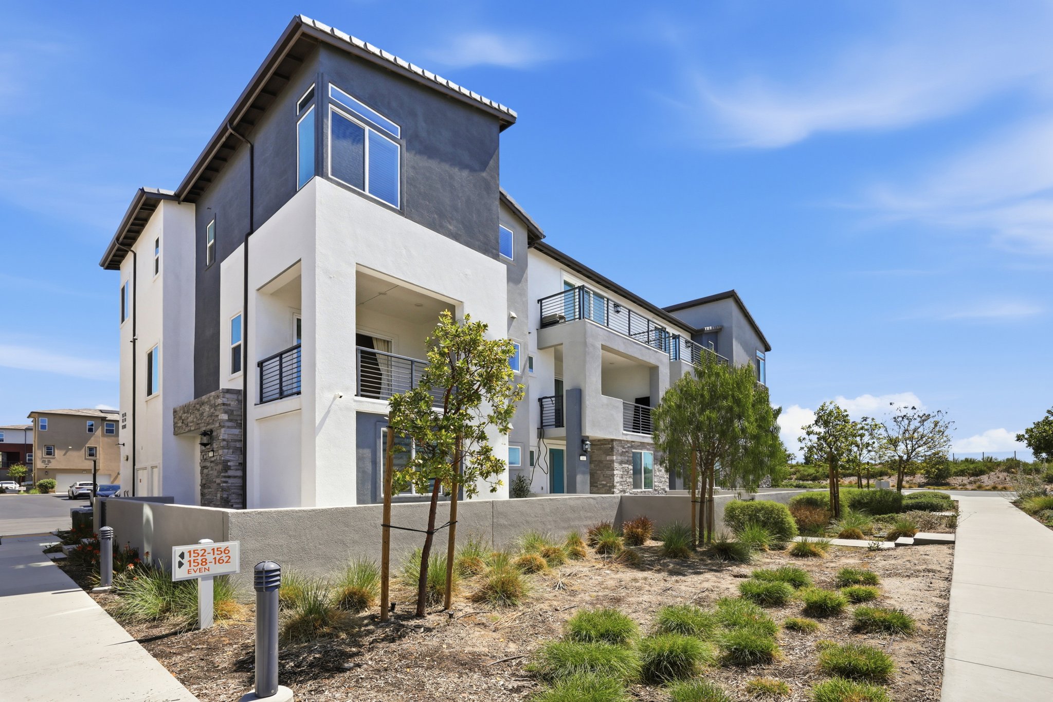 Irvine Townhome: 148 Harrier