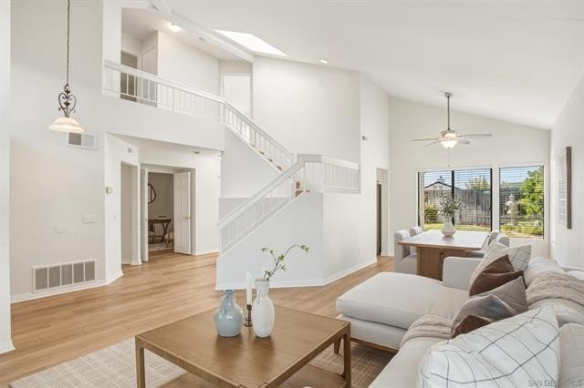 Oceanside House: 5375 Rio Plata Dr