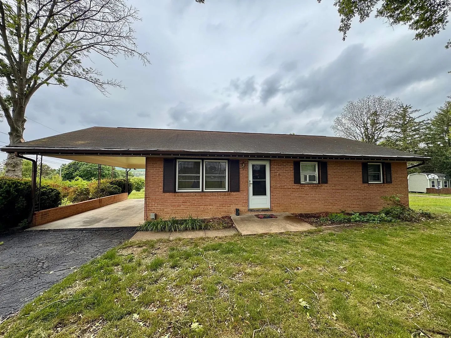 mcgaheysville House: 8861 PATS LANE