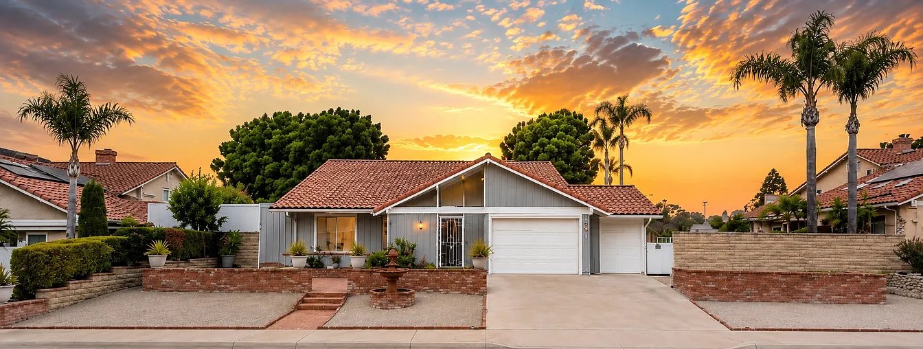 Chatsworth House: 10317 Steven Pl