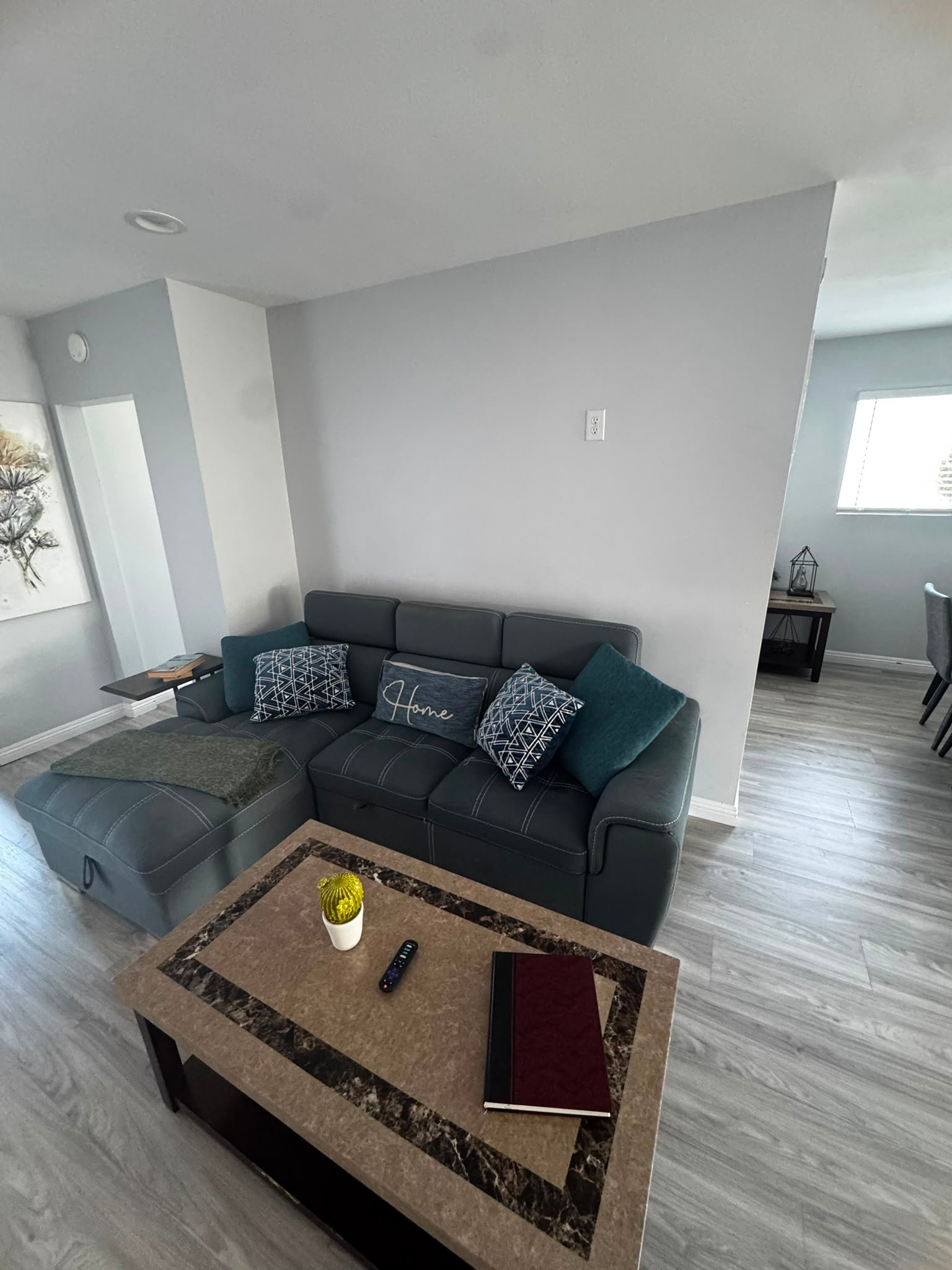 Fullerton House: 1507 S ROOSEVELT AVE