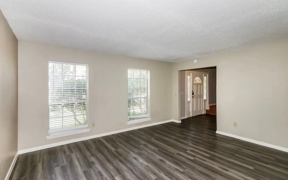 Texas House: 16126 Majestic Glen Ln Houston, TX