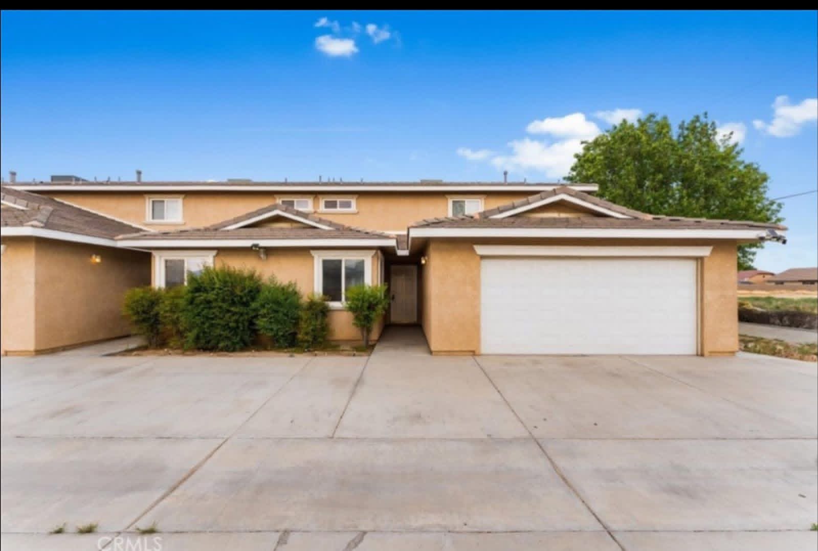 Rosamond Townhome: 1953 Marie Ave