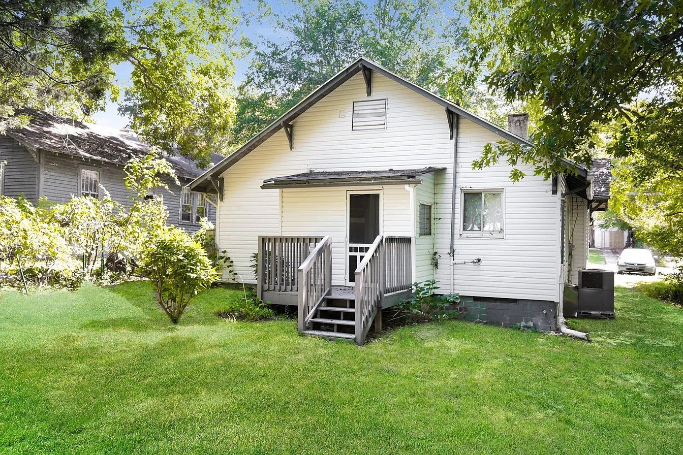 Thomasville Apartment: 301 E Guilford St