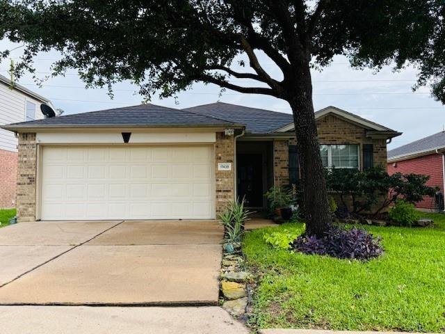 Houston House: 17439 Prospect Meadows