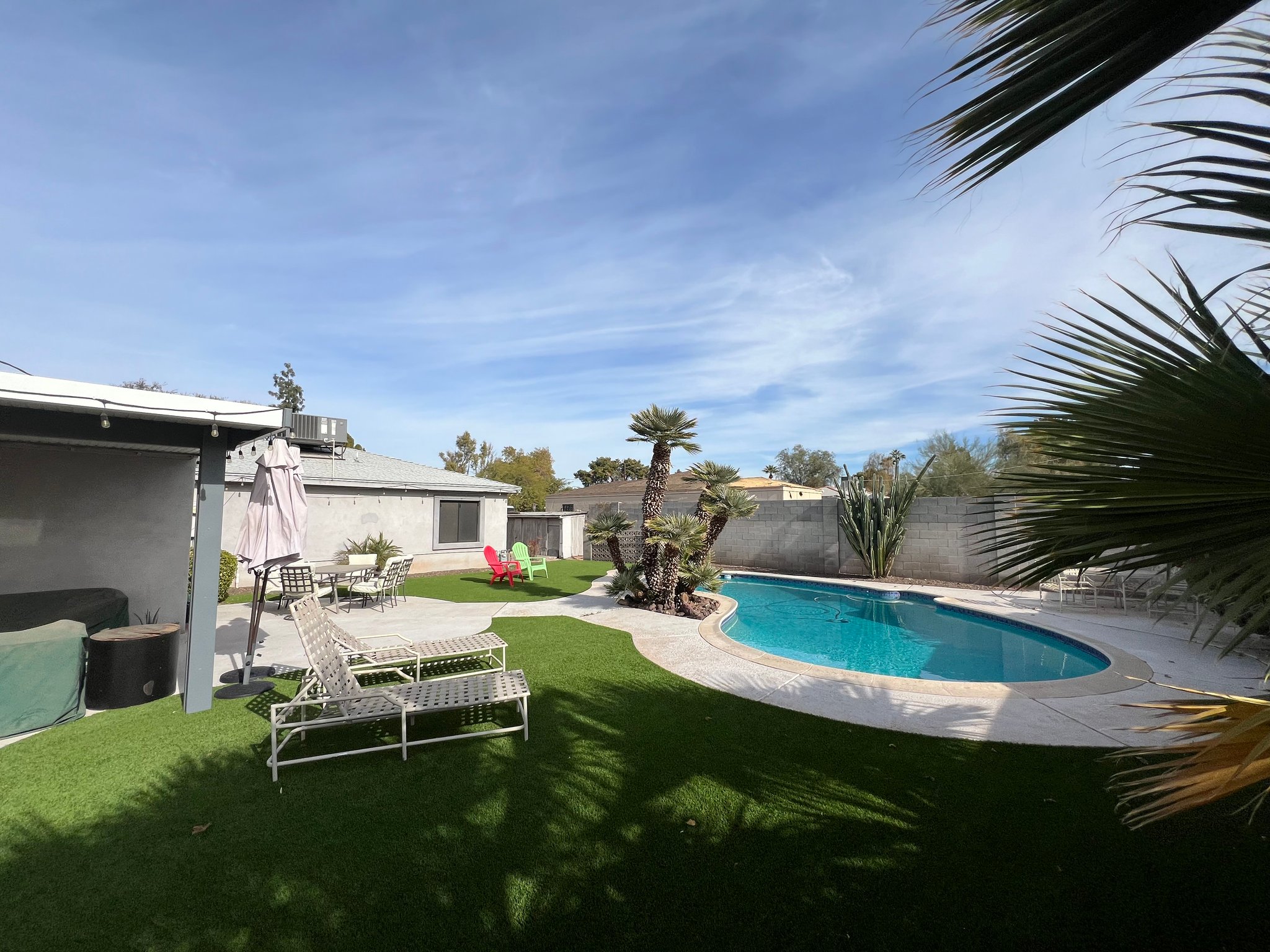 Phoenix Single Room: 1701 East Pinchot Ave