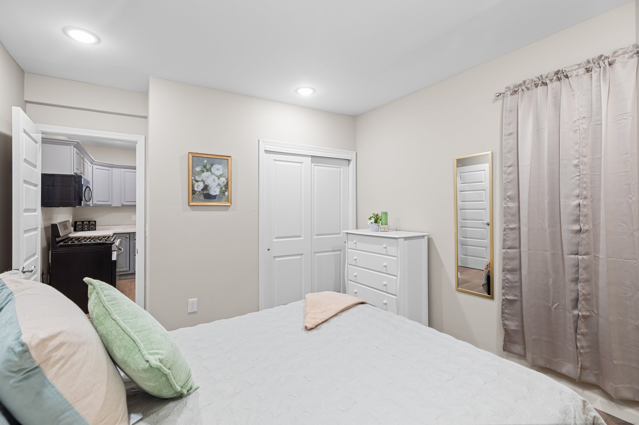 Ilion Multiplex: 136 Prospect Av