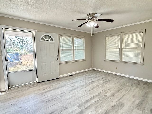 Marion House: 1460 Meadowview Dr
