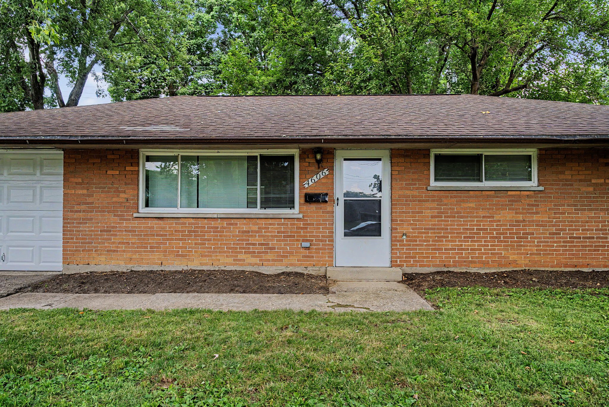 Dayton House: 4606 Winchester Drive