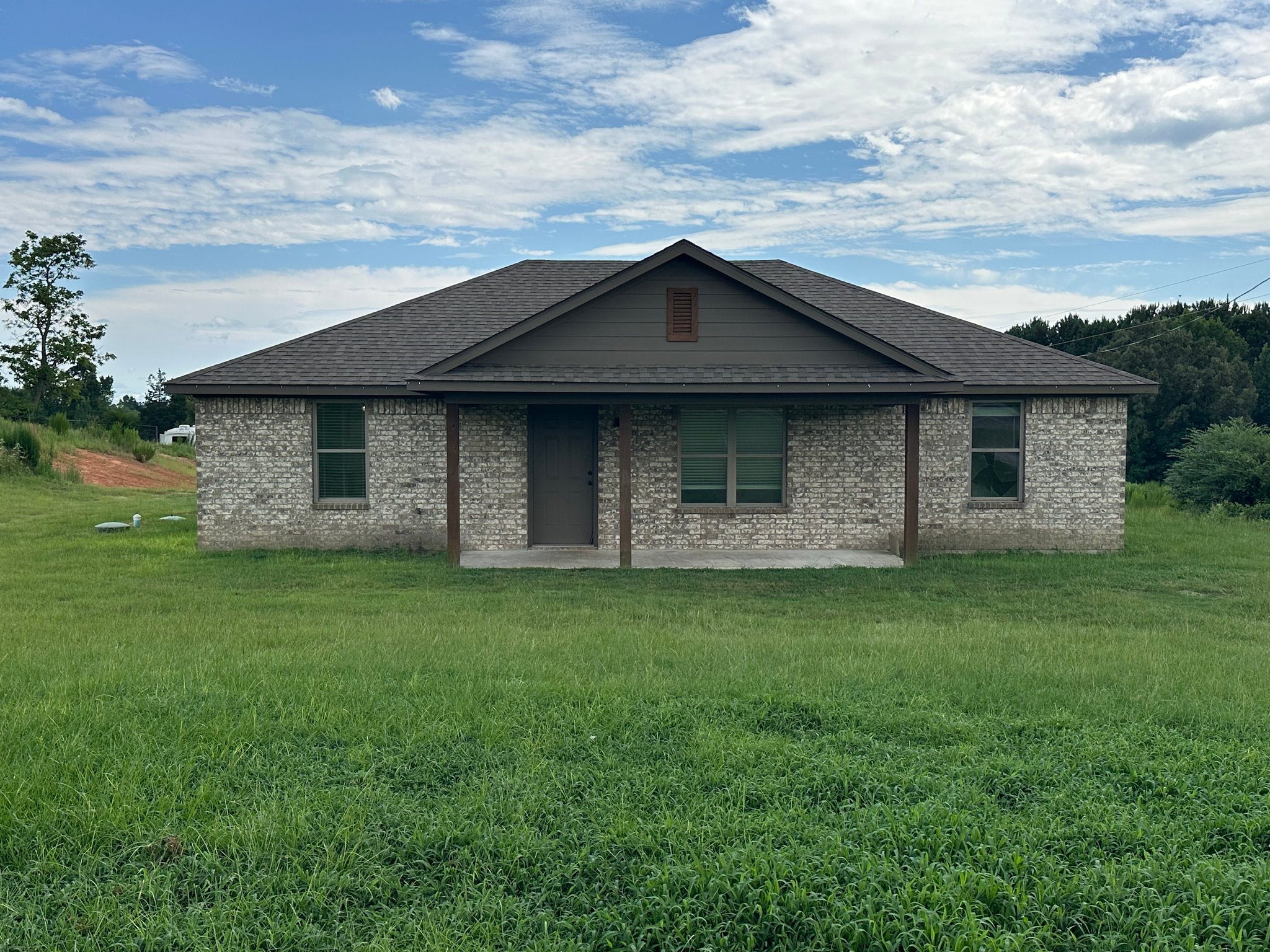 Gilmer House: 7869 Hwy 154