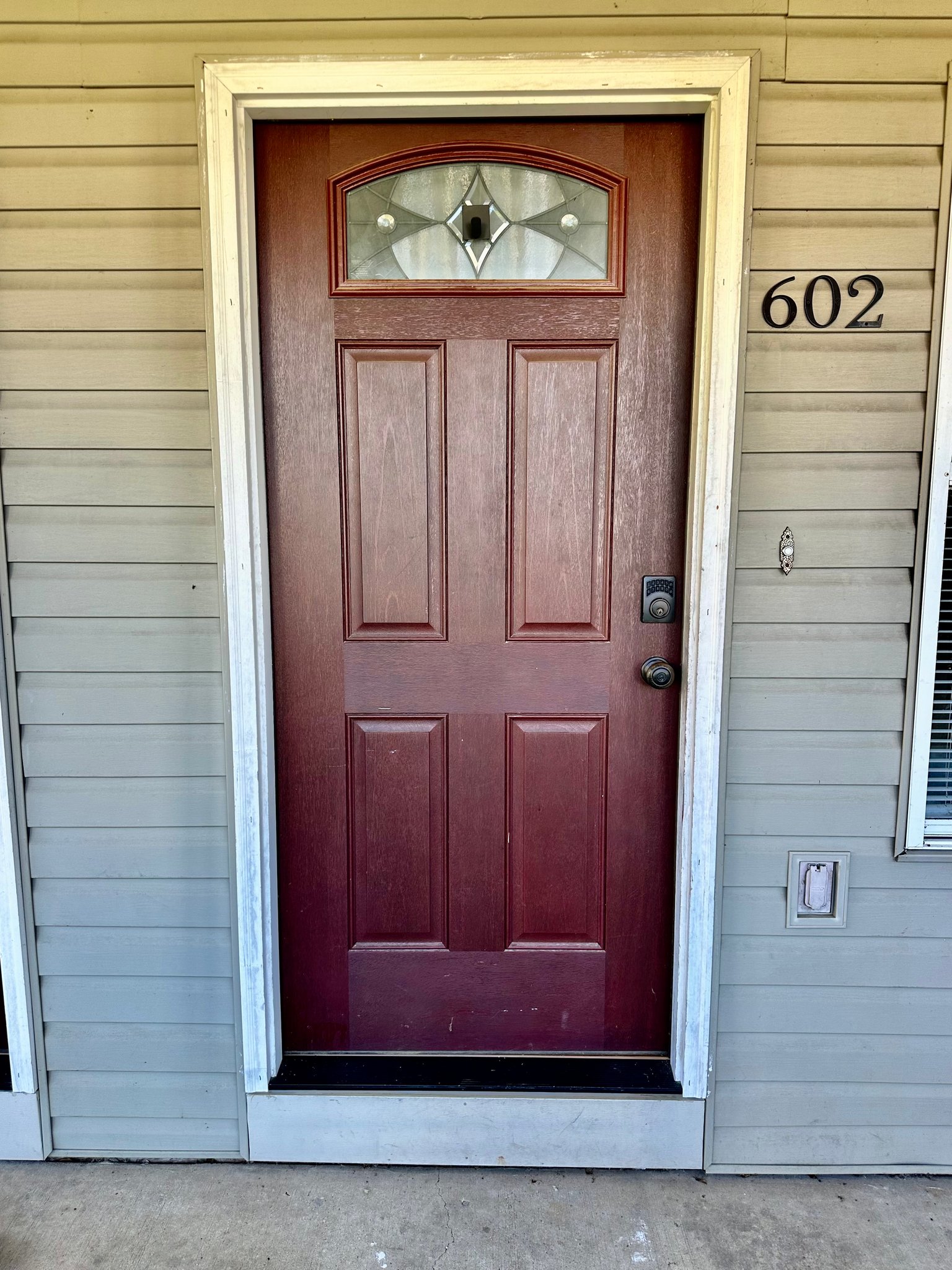 kirbyville Apartment: 602 twin oak drive