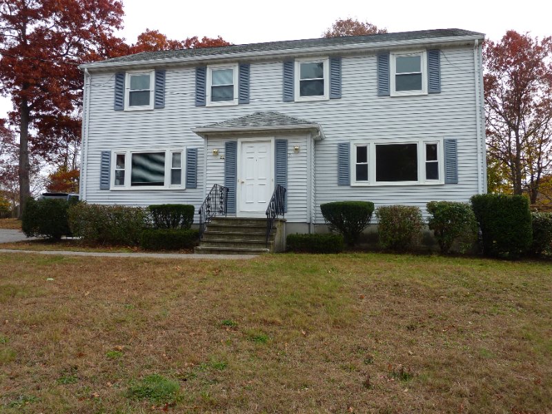 Canton House: 22 Andrea Drive