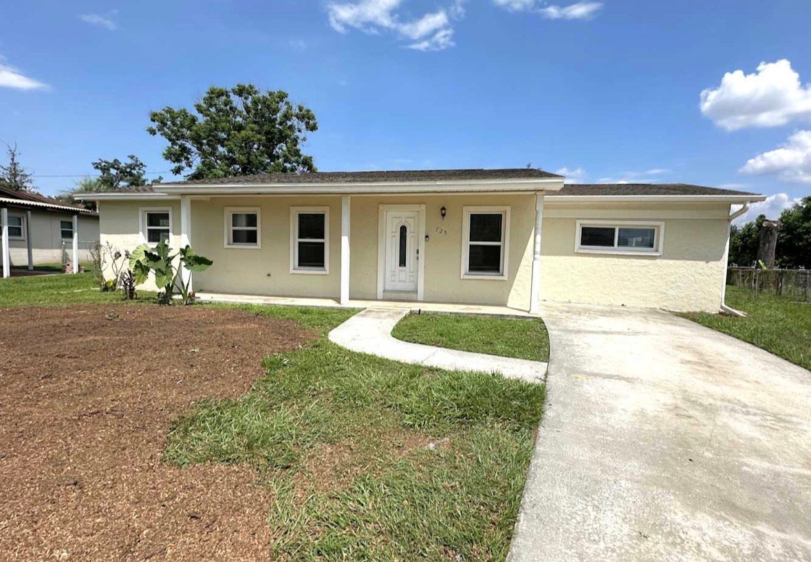 Brandon House: 724 Clayton St
