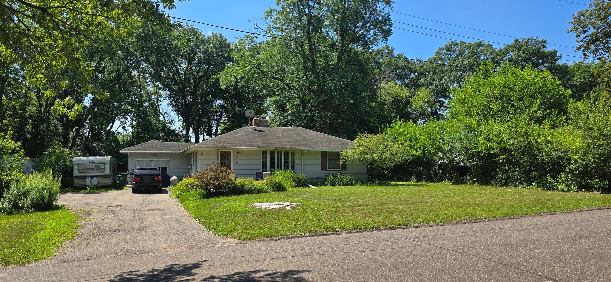 Minnetonka House: 5147 Valley View rd